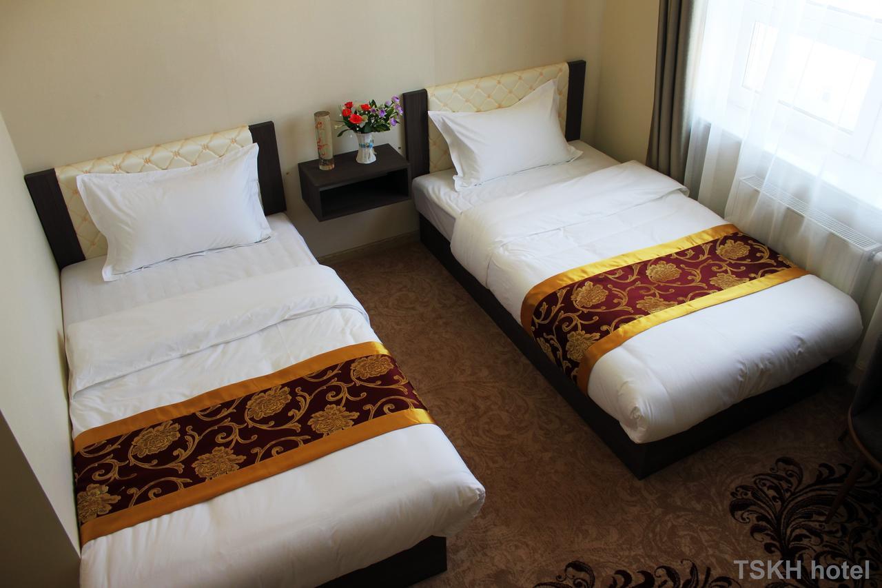 Tsetsen Khangai Hotel Ulan Bator Exteriör bild